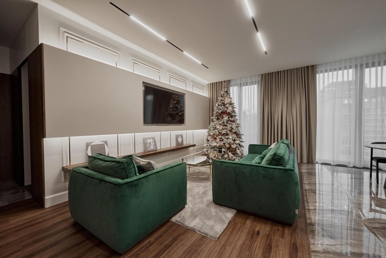 Kostjukowski Apartments Avalon ลวีฟ ภายนอก รูปภาพ
