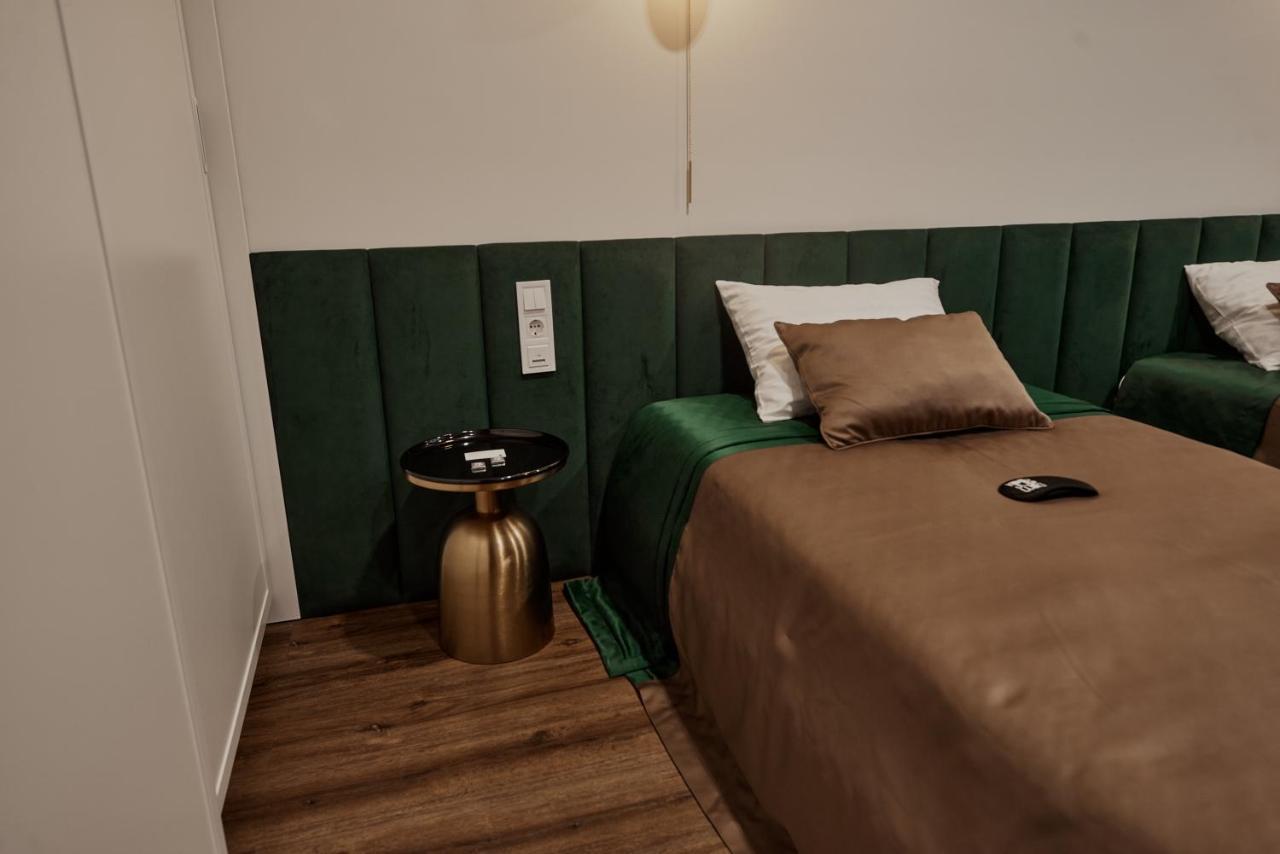Kostjukowski Apartments Avalon ลวีฟ ภายนอก รูปภาพ